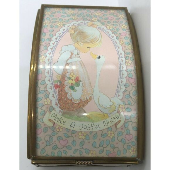 Handcrafted Via Vermont Make a Joyful Noice Jewelry Music Box "Memory" - Picture 1 of 6
